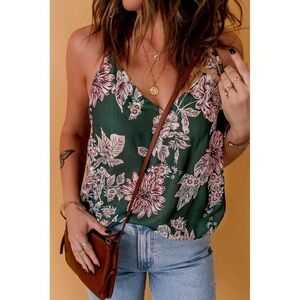 NWT Japna Spaghetti Strap Green Floral Tank Top Size M.
